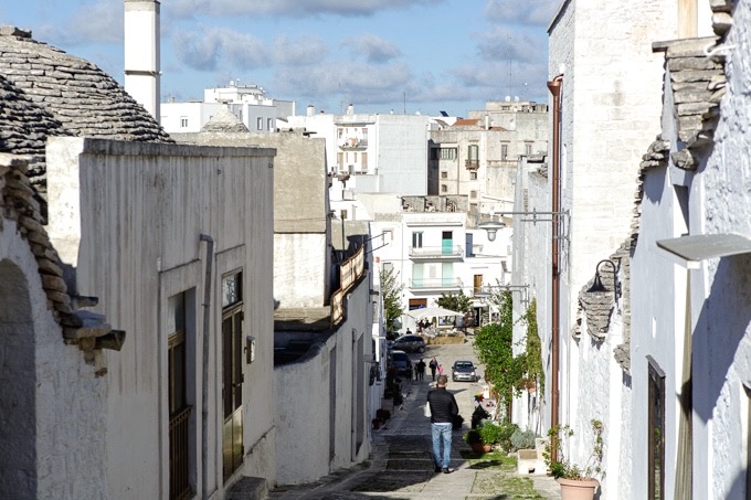 Alberobello_Italy_2015-35